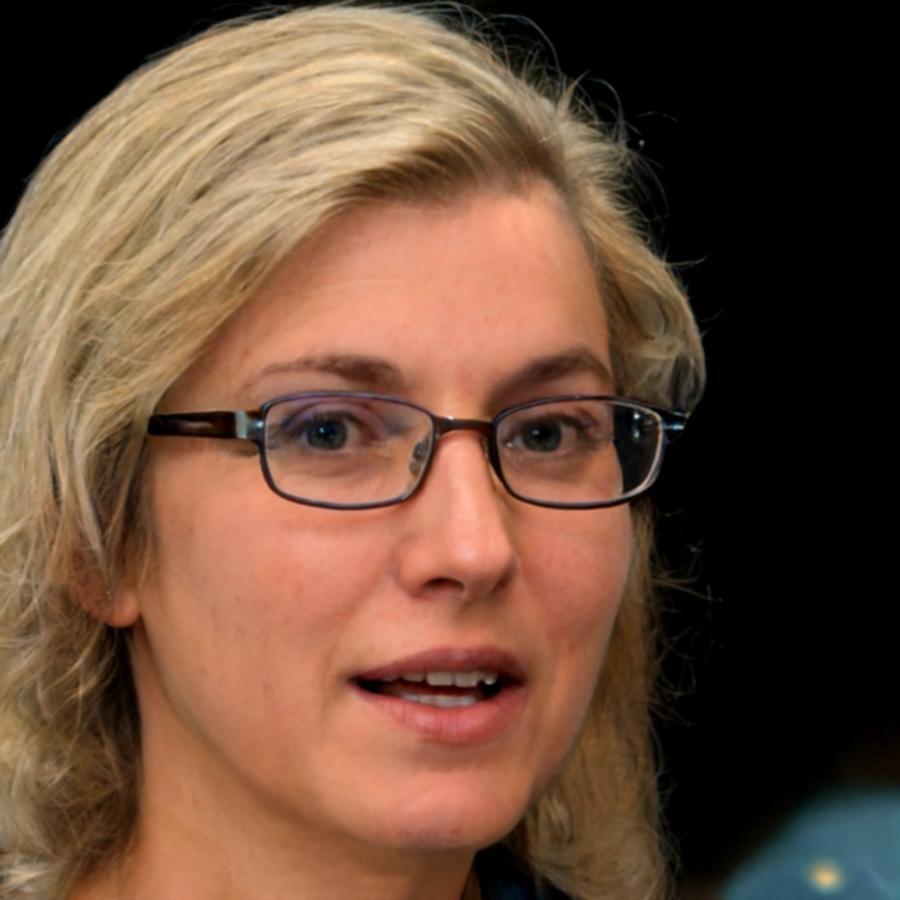 Renata Kozlov, Lead AI Testing Architect